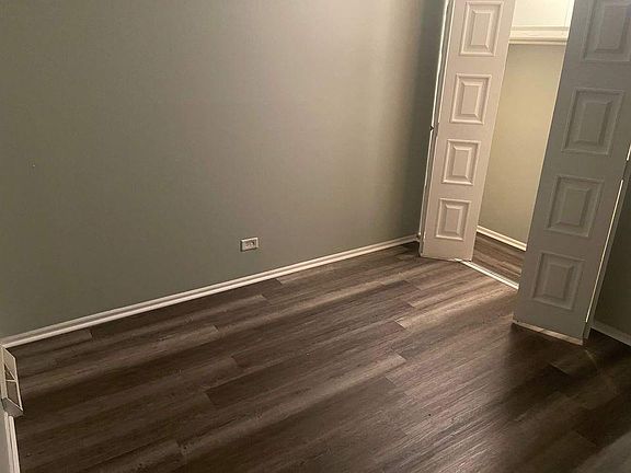 4th image of 449 Sidney Ave Unit B