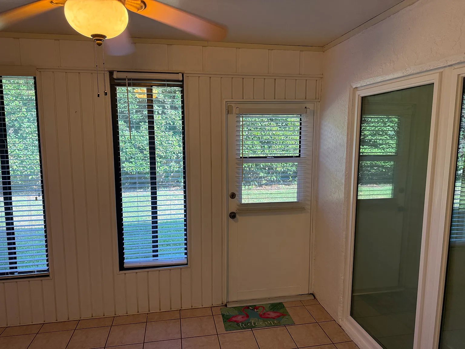 2 bed, 845 sqft, $1,500 — Photo 2