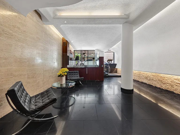 300 E 51st St #18B — Photo 16
