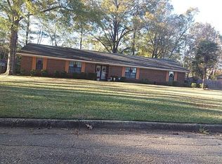 316 Wright Dr, Valley Grande, AL 36701