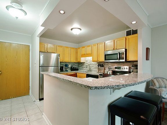 4th image of 211 E Ohio St APT 2606