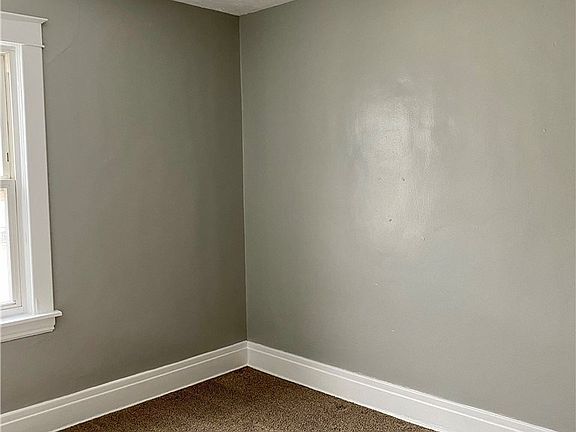 5th image of 1404 Walnut Ave