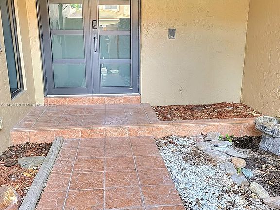 2nd image of 19530 Cypress Ct