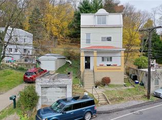 2762 Mount Troy Rd, Pittsburgh, PA 15212