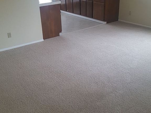 5th image of 653 W 13th St APT 1