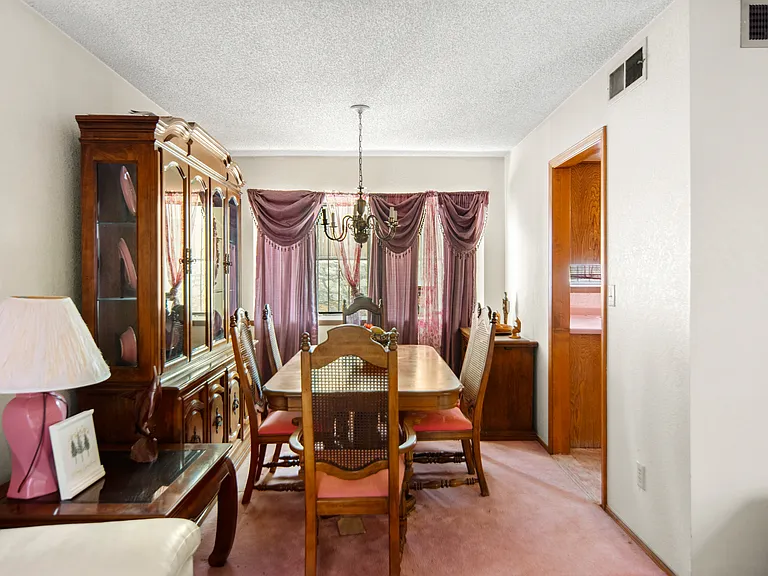 1300 James Kelley Dr — Photo 13
