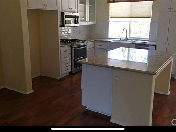 3rd image of 31 Eaglecreek