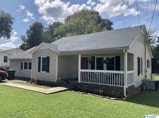 204 S Hamilton Ave, Scottsboro, AL 35768