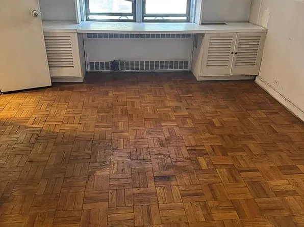 6740 Yellowstone Blvd APT 2E, Flushing, NY 11375