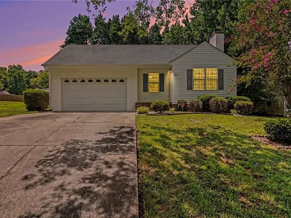 417 Prince Haven Ln, Kernersville, NC 27284