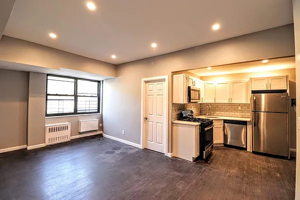 Rented by Bruma Realty LLC | media 10