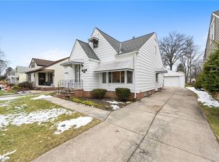 5695 Cherokee Dr, Lyndhurst, OH