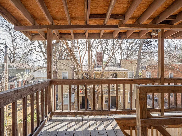 1109 W 41st St #2-E — Photo 29