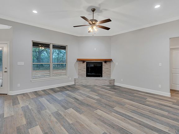 3rd image of 117 Private Road 1111
