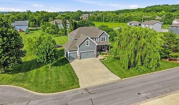 2nd image of 1705 SW Red Fox Cir
