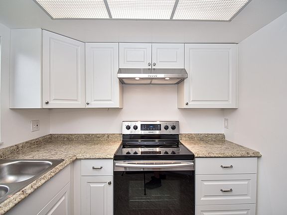 4th image of 2369 Golf Lake Cir APT 712