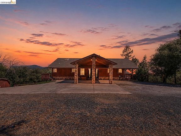 2nd image of 22963 Robertson Ranch Rd
