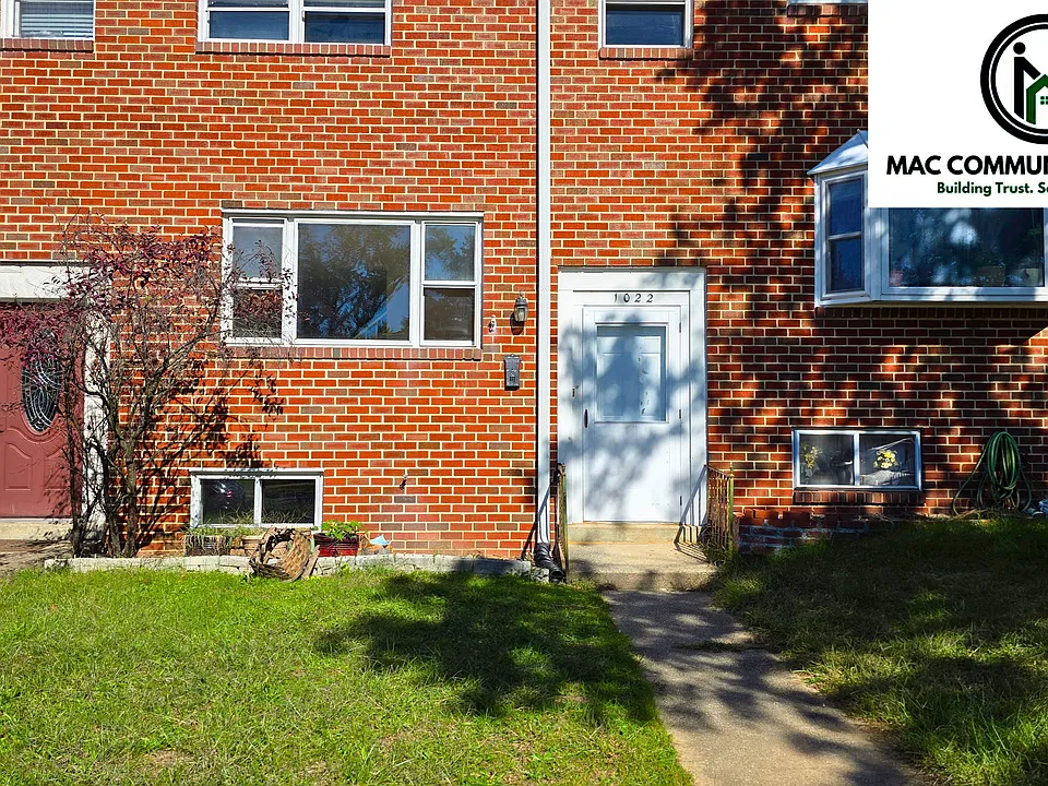 1022 Circle Dr