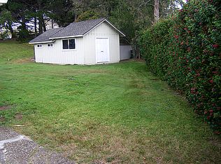 9860 Rolling Meadows Ln, Salinas, CA 93907