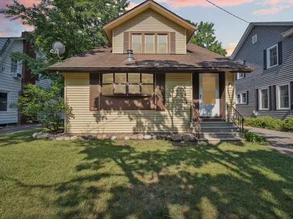 924 Short Rd, Kalamazoo, MI 49008