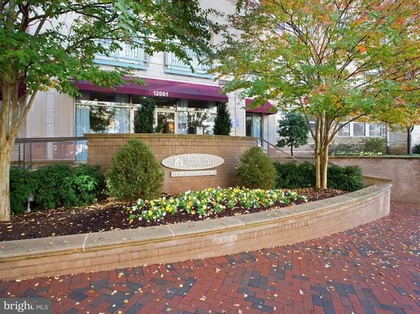 12001 Market St Unit 319, Reston, VA 20191