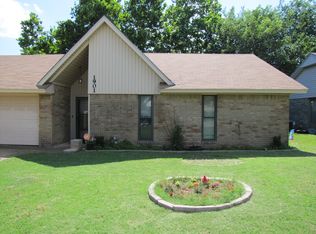 1901 Shenandoah Dr, Ardmore, OK 73401