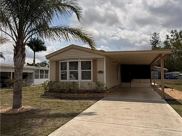 10651 Wales LOOP, BONITA SPRINGS, FL 34135
