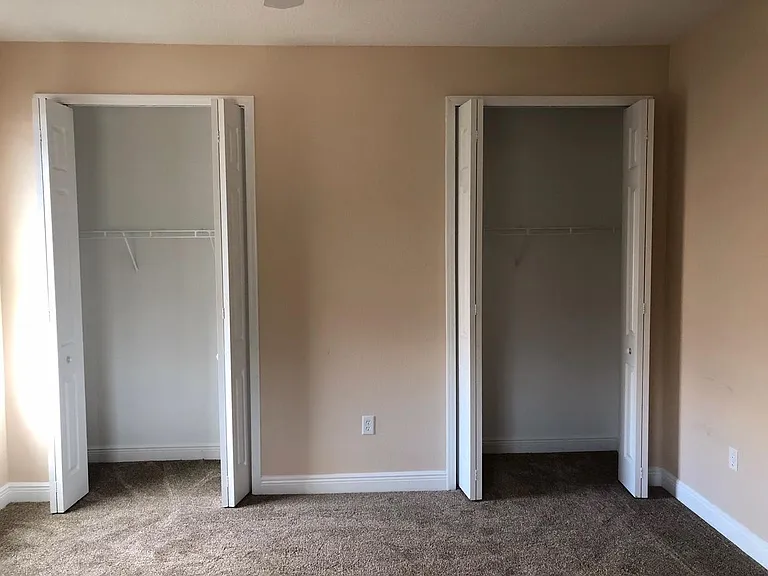 3615 Valleyview Dr — Photo 23
