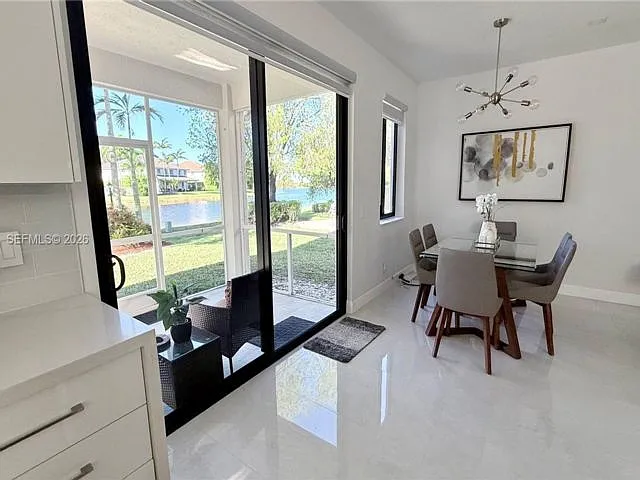 1392 Canary Island Dr — Photo 9