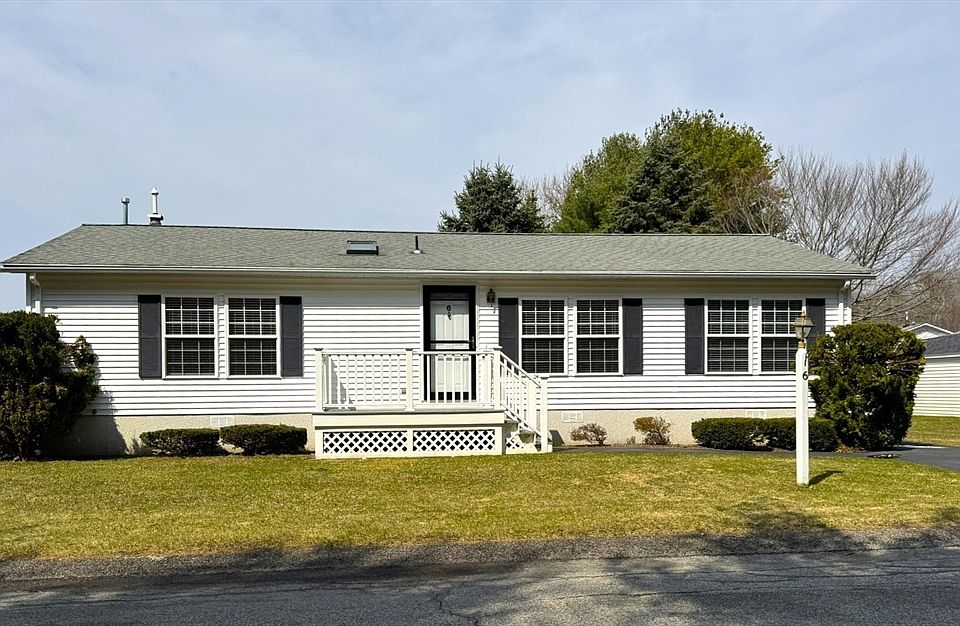 1st image of 6 Edgewood Dr