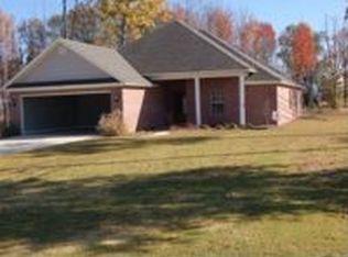 514 Shelby Dr, Tupelo, MS 38801