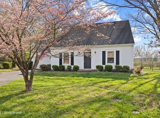 3103 Carriage Hill Dr, Creekside, KY 40241