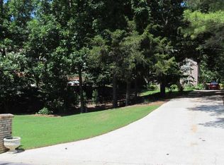 126 Cedar Cove Dr, Pelham, AL 35124