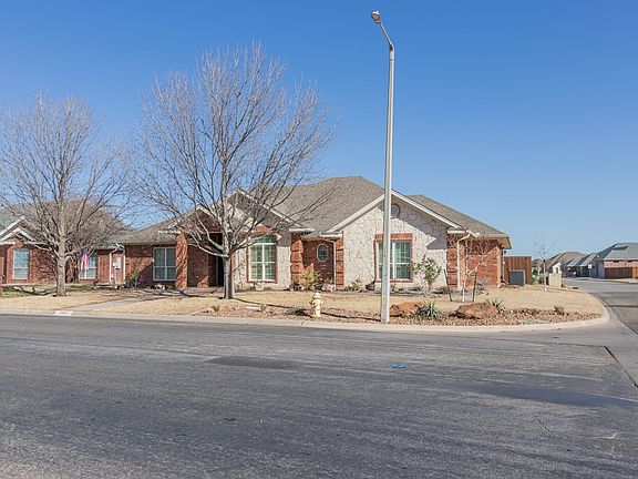 2nd image of 1902 Valleyview Dr