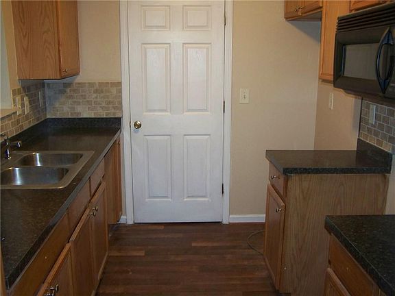 4th image of 6534 Wellington Chase Ct