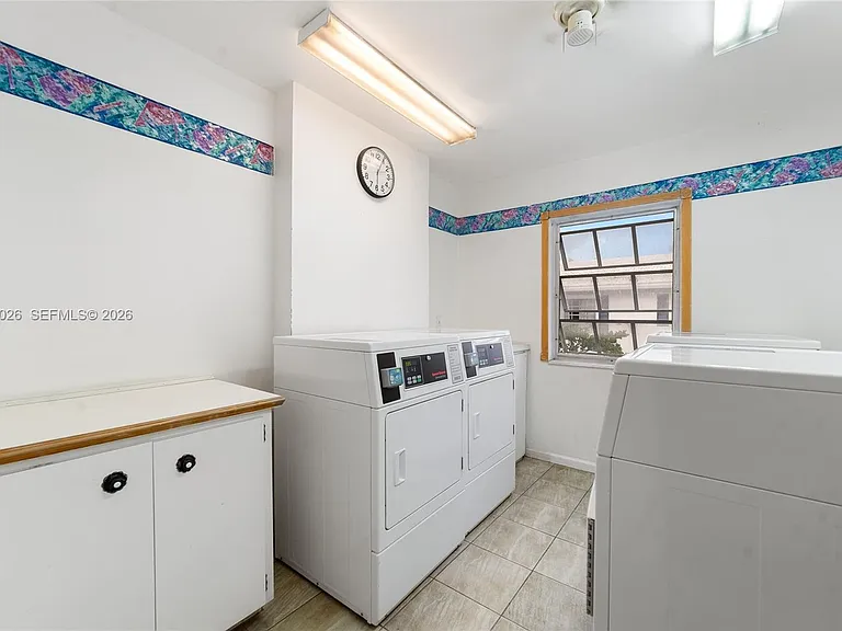 2201 NE 66th St #1323 — Photo 34