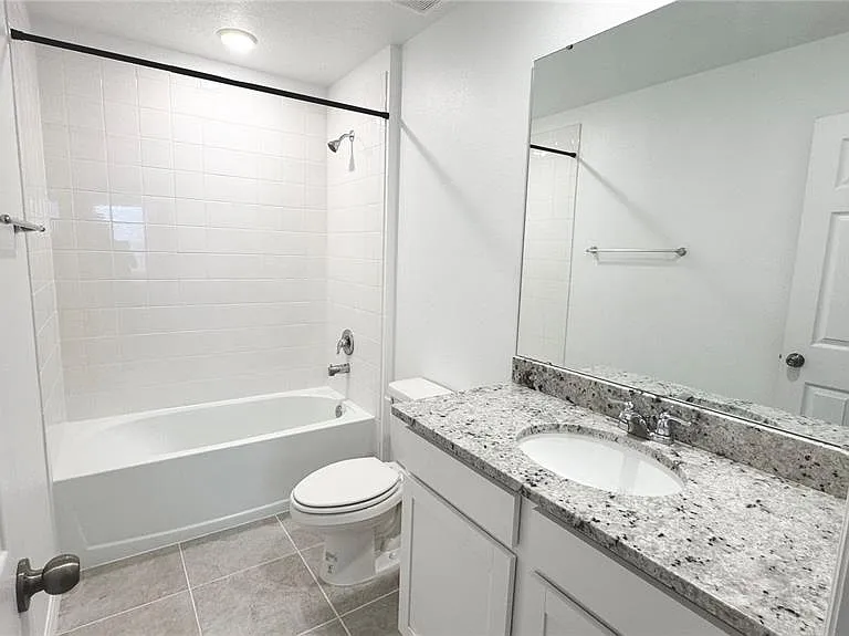 2327 Garden Belle Dr — Photo 9