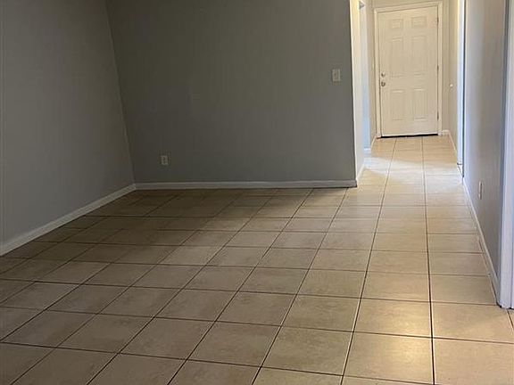 5th image of 3206 Louisiana Ave #7