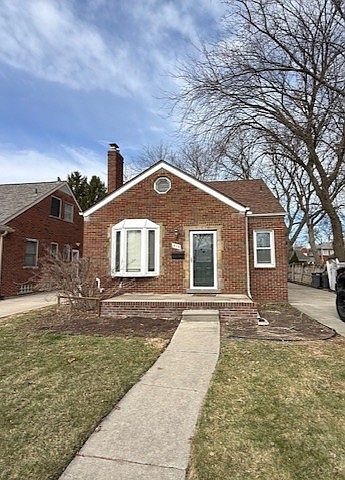 1st image of 414 Moross Rd