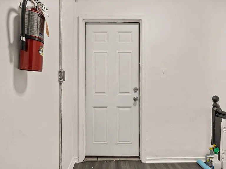 4230 Chestnut St — Photo 5
