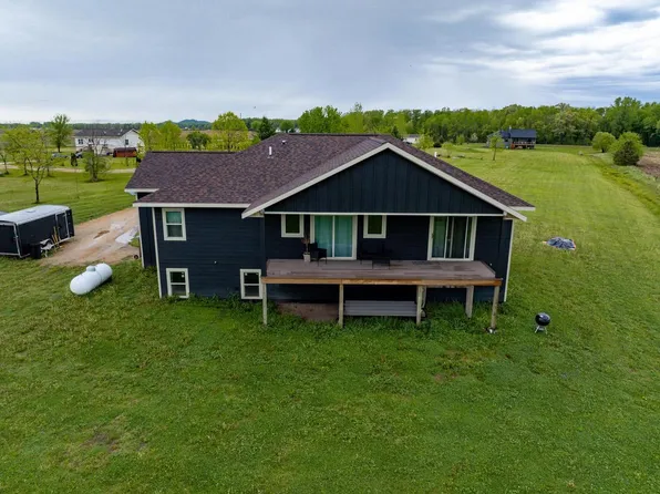 W5267 Weidling Drive, Mauston, WI 53948