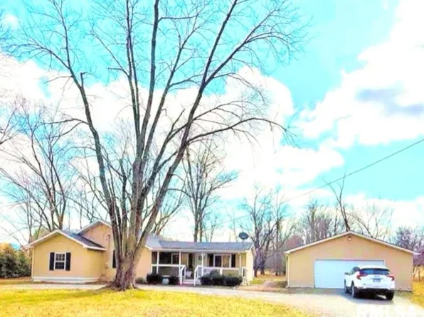1316 W Stotlar St, Herrin, IL 62948