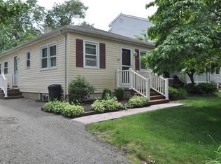 805 Pine Rd, Brielle, NJ 08730