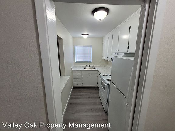 2nd image of 333 Poplar St #1