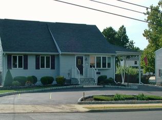 1692 Union Ave, Hazlet, NJ 07730