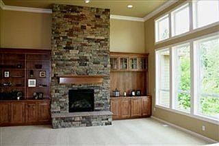 3rd image of 9451 Capstan Dr NE