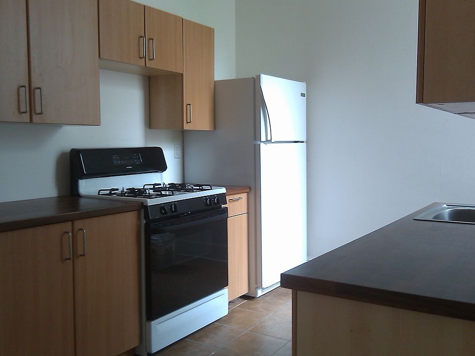1st image of 2819 W Girard Ave #2