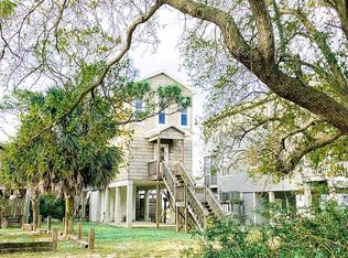 1533A Alligator Dr, Panacea, FL 32346