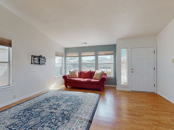 5th image of 11809 Canyonlands Pl SE