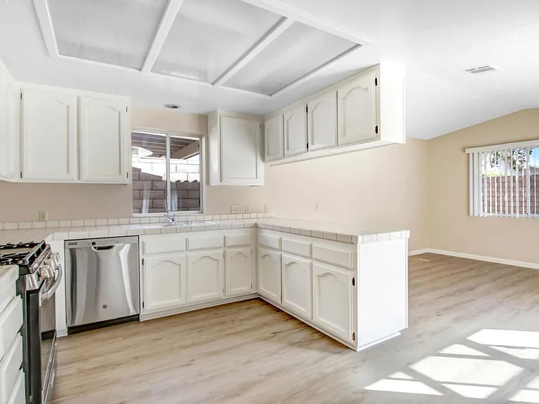 43580 Texas Ave — Photo 7